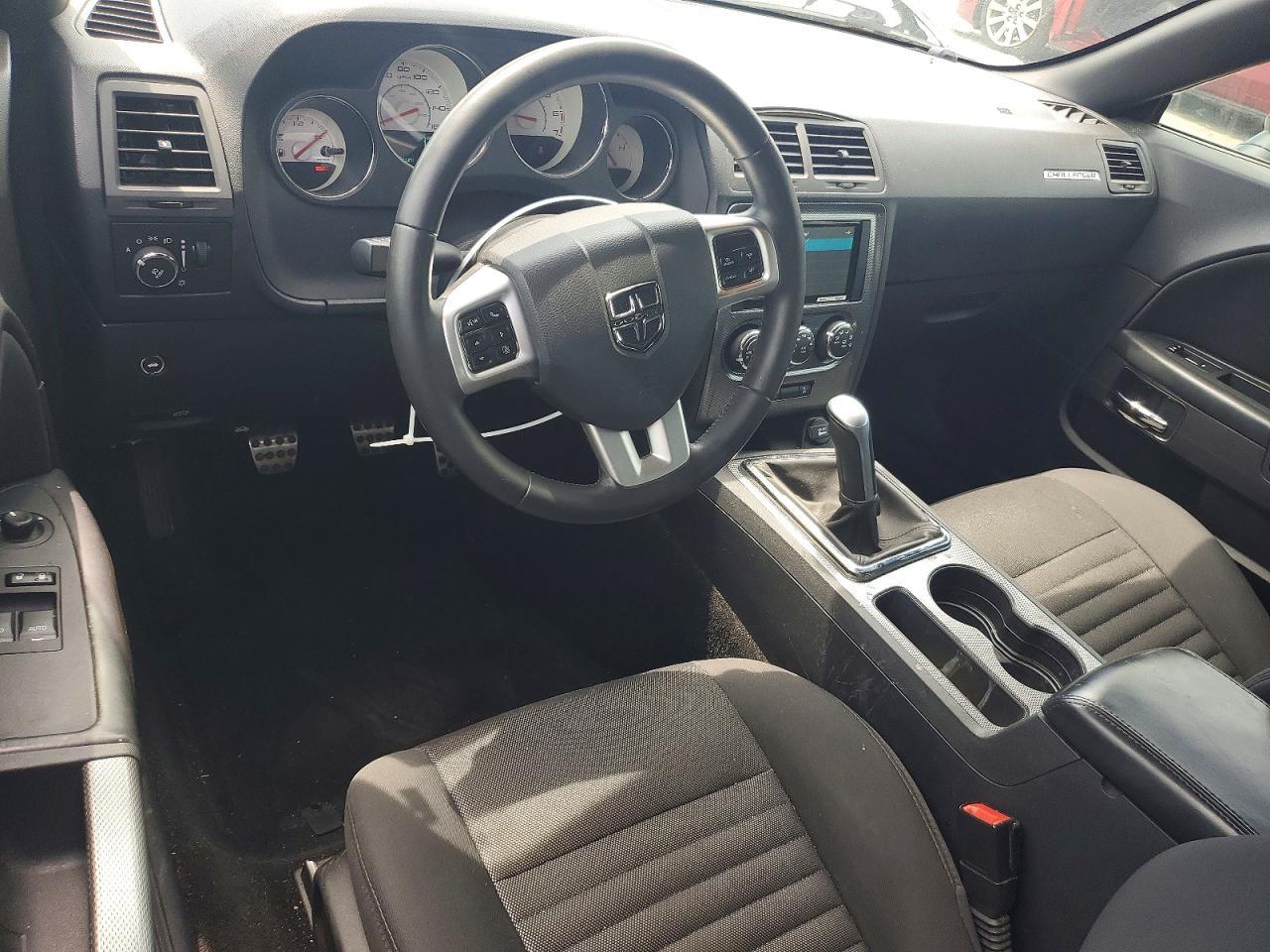 2014 Dodge Challenger R/T - zdjęcie 8