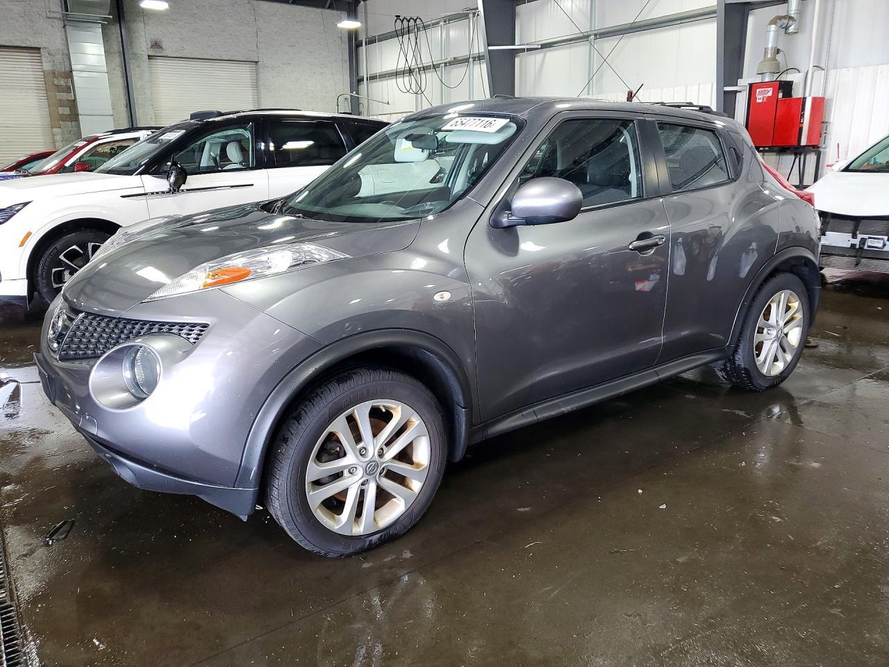 2014 Nissan Juke S - zdjęcie główne