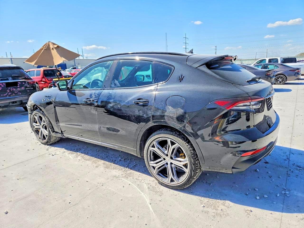 2022 Maserati Levante Modena - zdjęcie 2