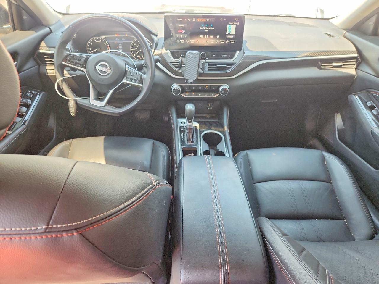 2023 Nissan Altima Sr - zdjęcie 8