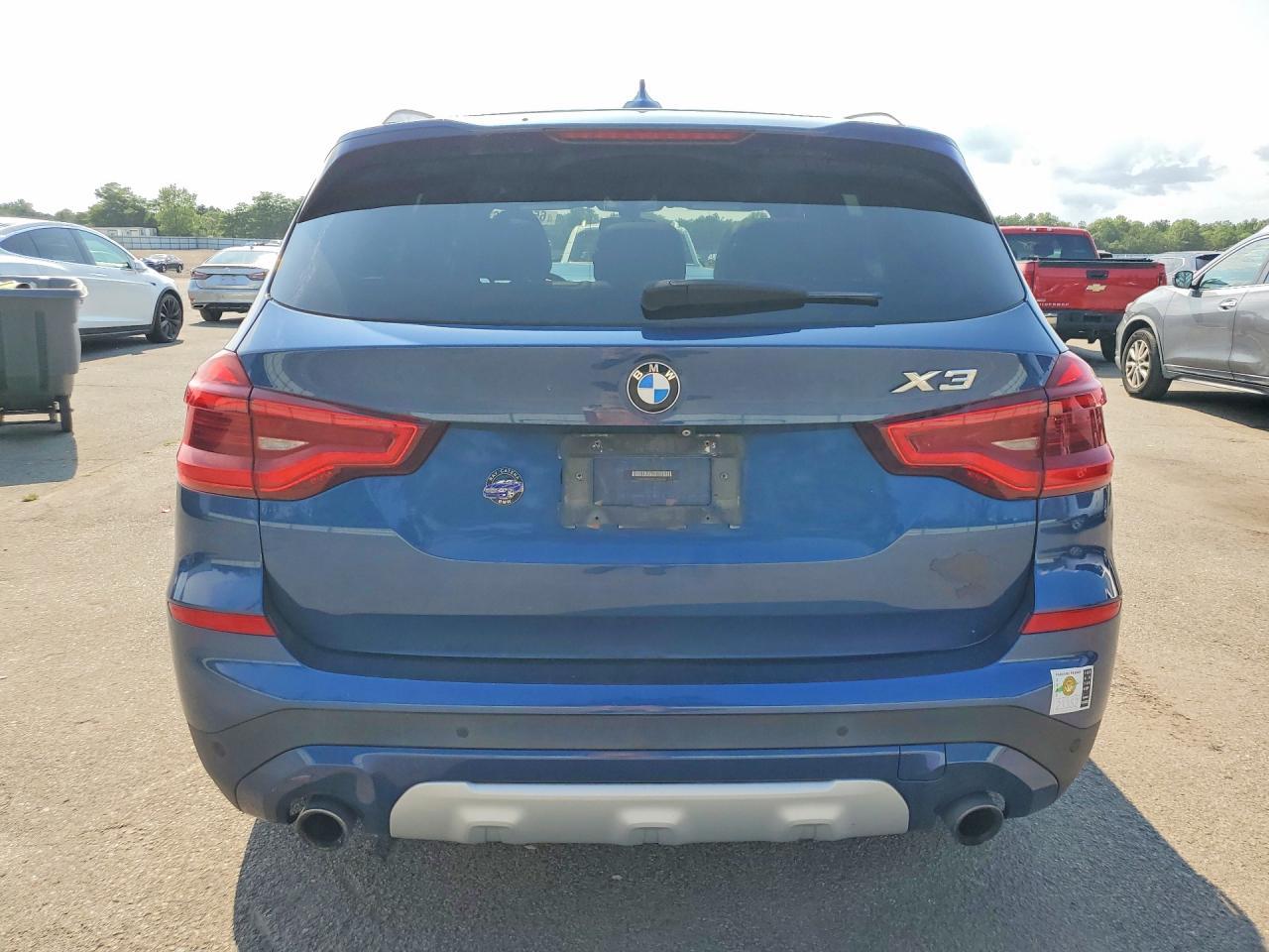 2018 BMW X3 xDrive30I - zdjęcie 6