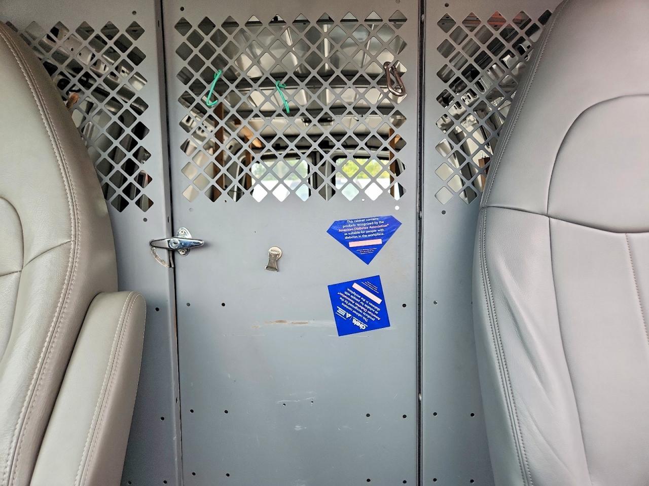 2013 Chevrolet Express G1500 - zdjęcie 10