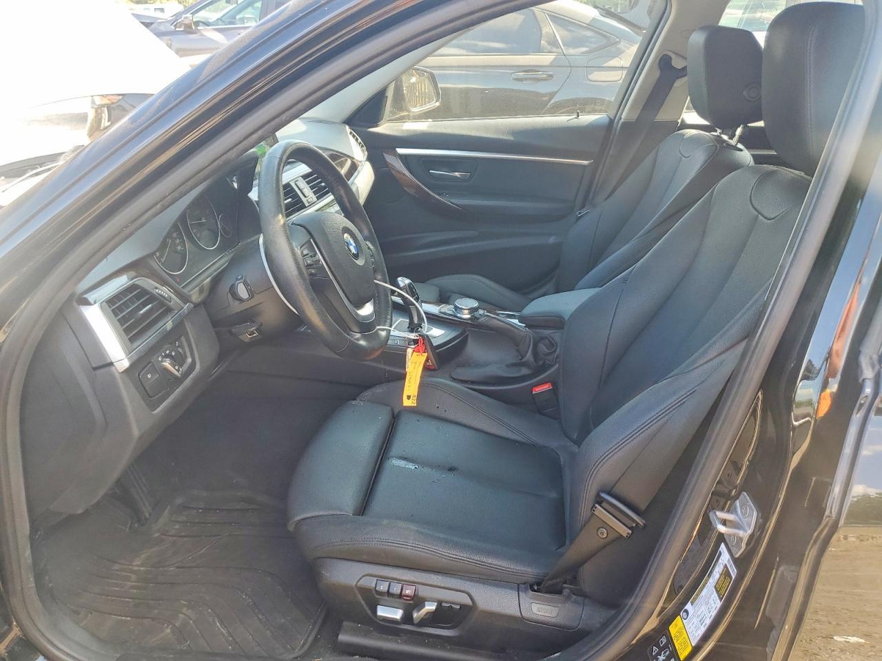 2017 BMW Seria 3 320i - zdjęcie 7