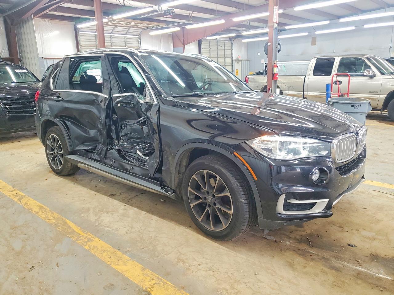 2017 BMW X5 xDrive35I - zdjęcie 4