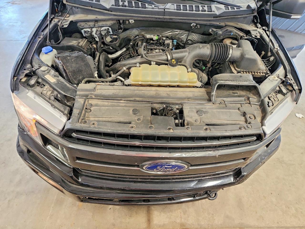 2020 Ford F150 Super Cab - zdjęcie 11