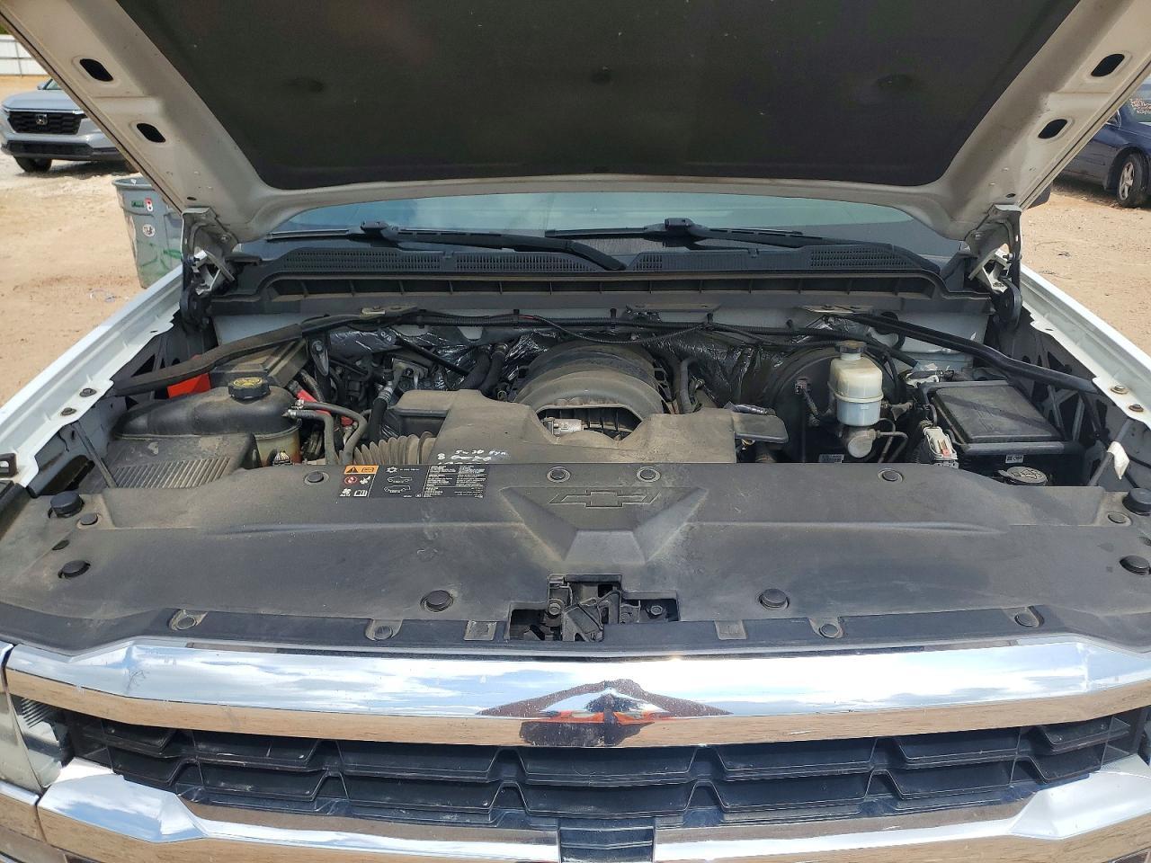2016 Chevrolet Silverado C1500 - zdjęcie 11