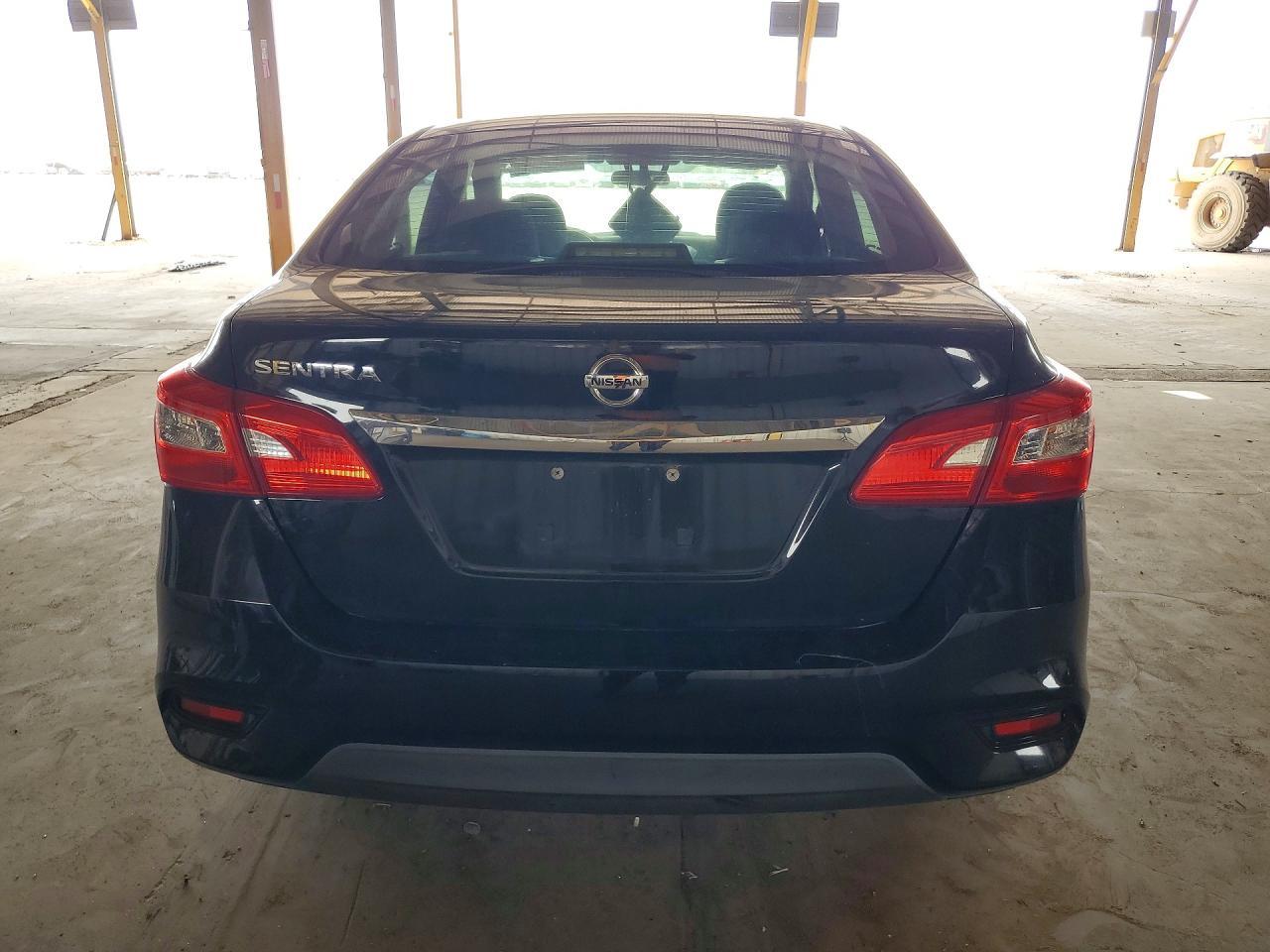 2016 Nissan Sentra S - zdjęcie 6