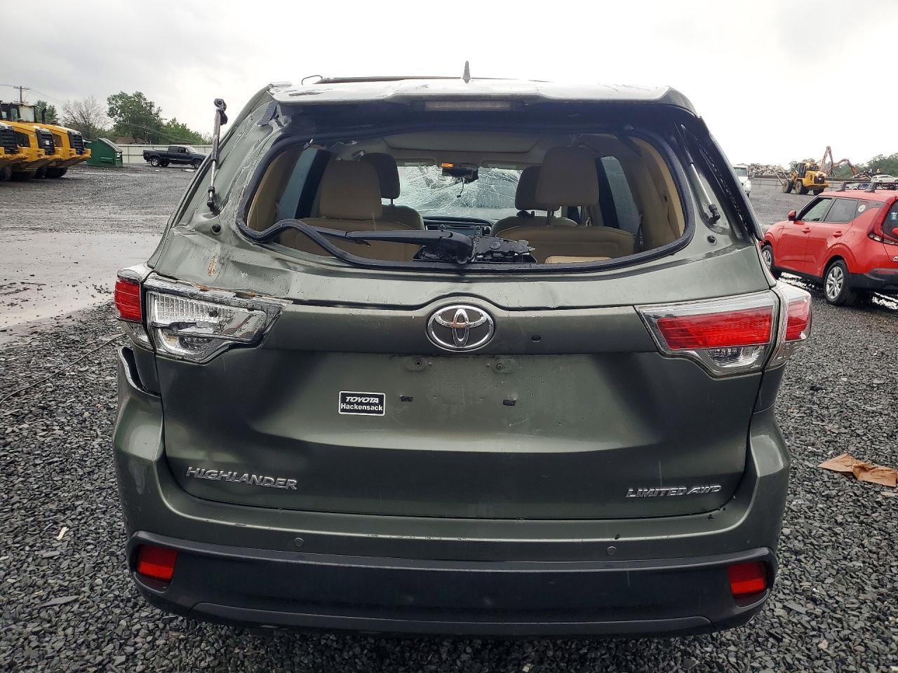 2014 Toyota Highlander Limited Platinum - zdjęcie 6