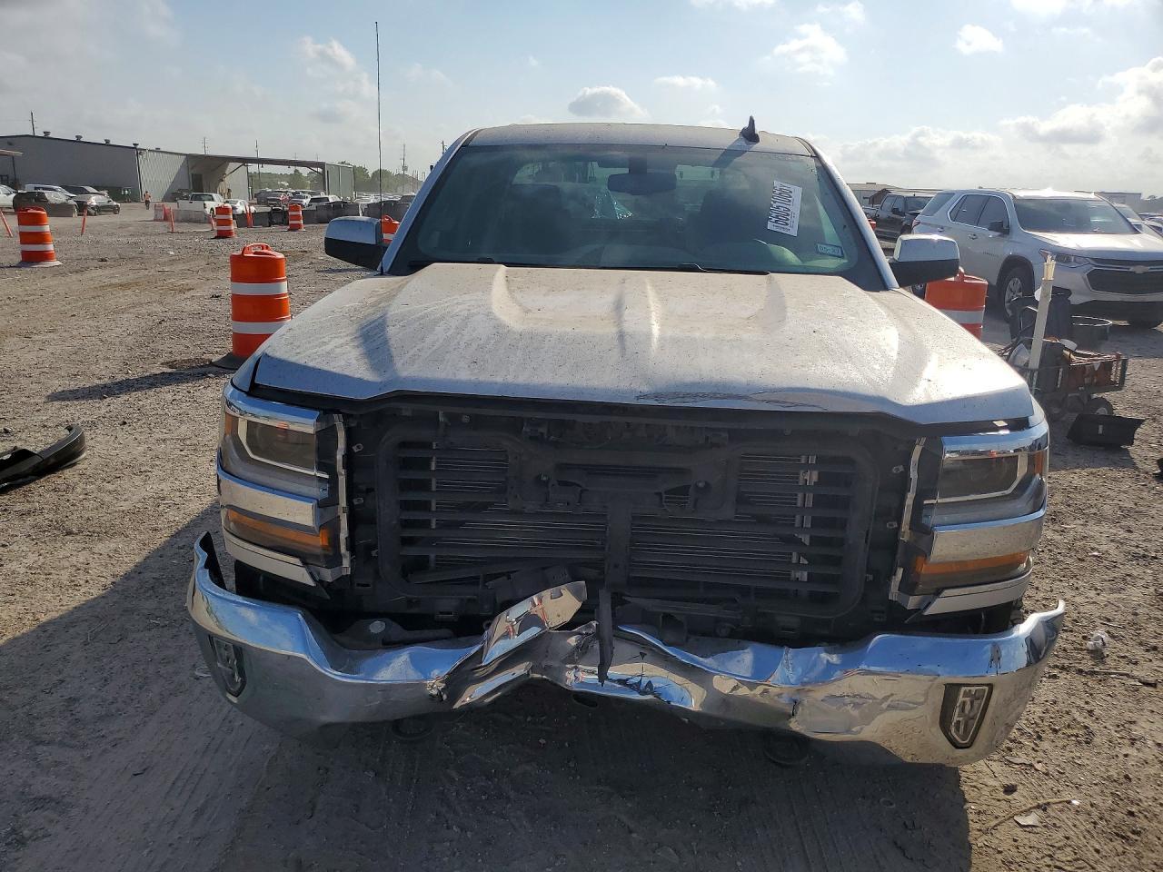 2017 Chevrolet Silverado K1500 Lt - zdjęcie 5