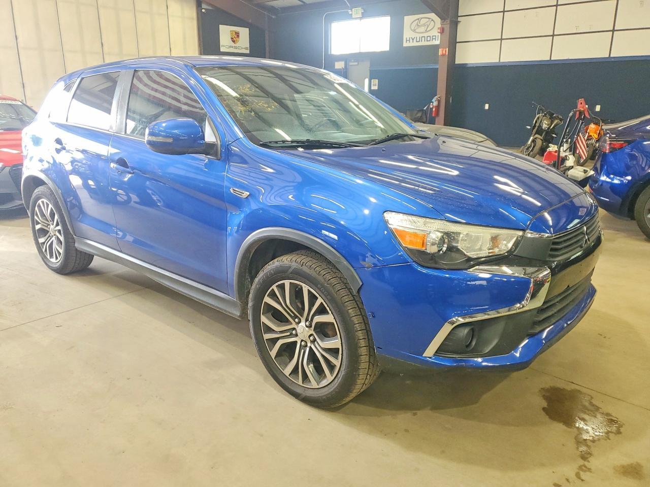 2017 Mitsubishi Outlander Sport Es - zdjęcie 4