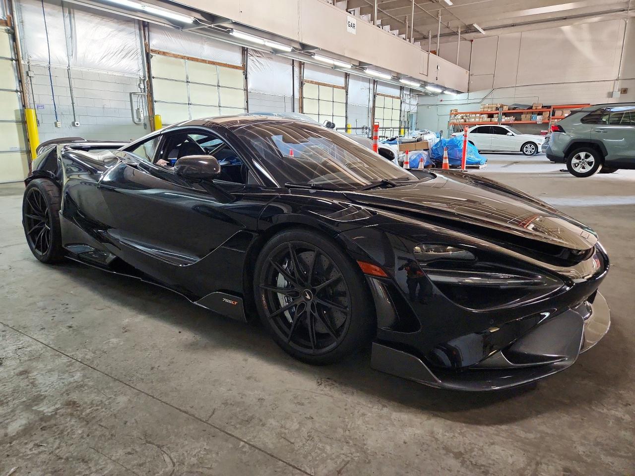 2021 Mclaren Automotive 765Lt - zdjęcie 4