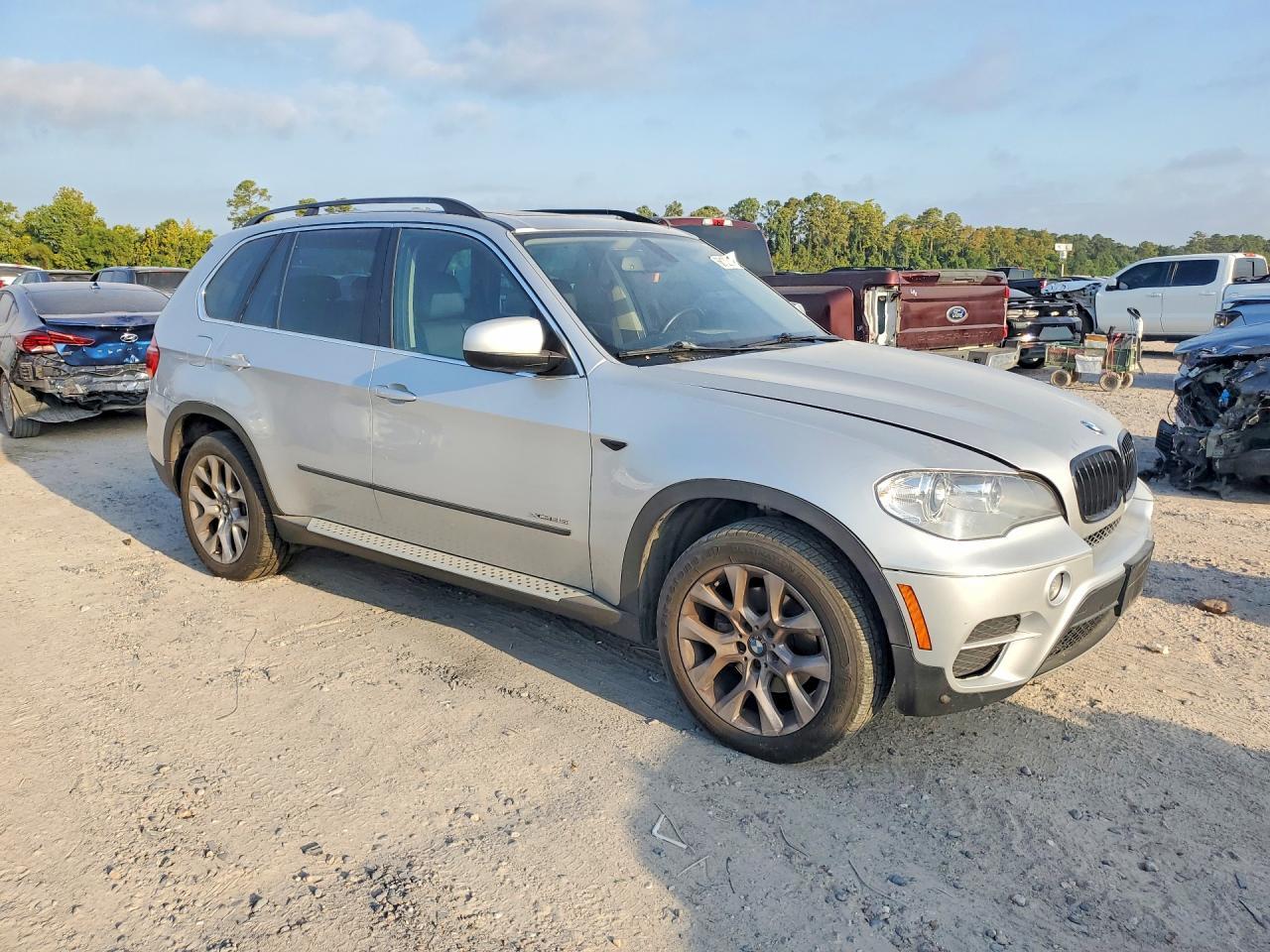 2013 BMW X5 xDrive35I - zdjęcie 4