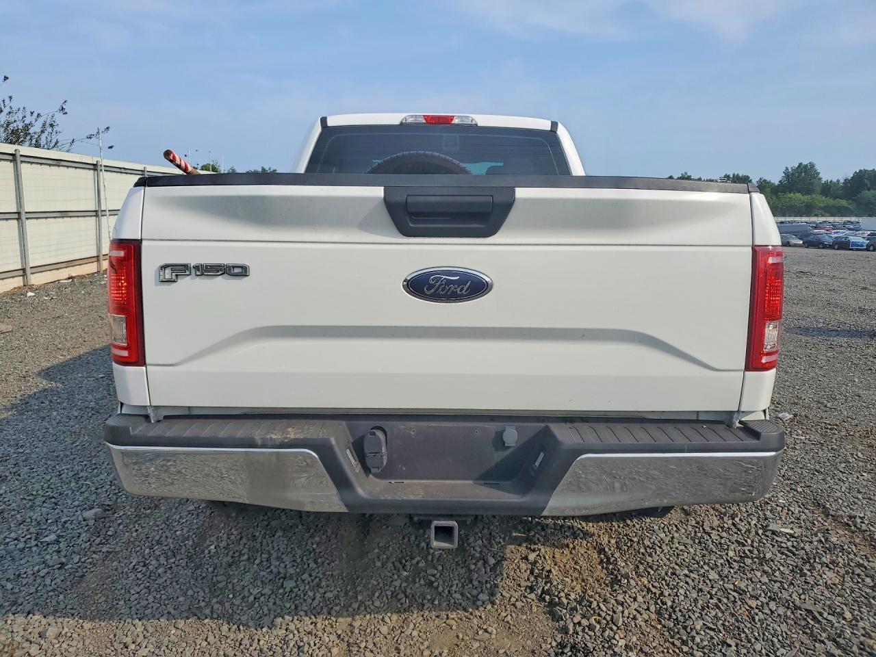 2015 Ford F150 Super Cab - zdjęcie 6