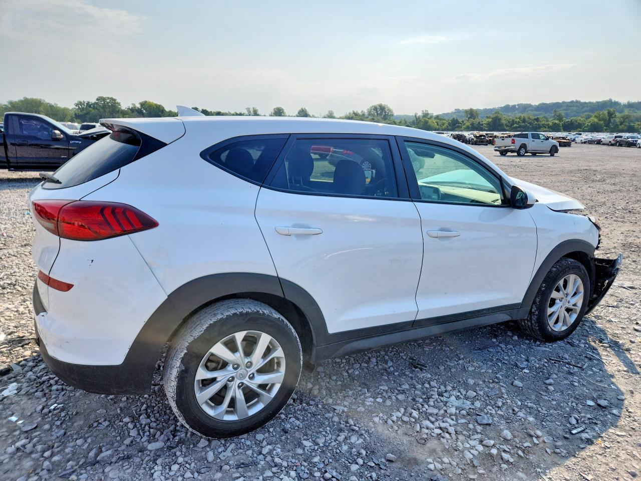 2021 Hyundai Tucson Se - zdjęcie 3