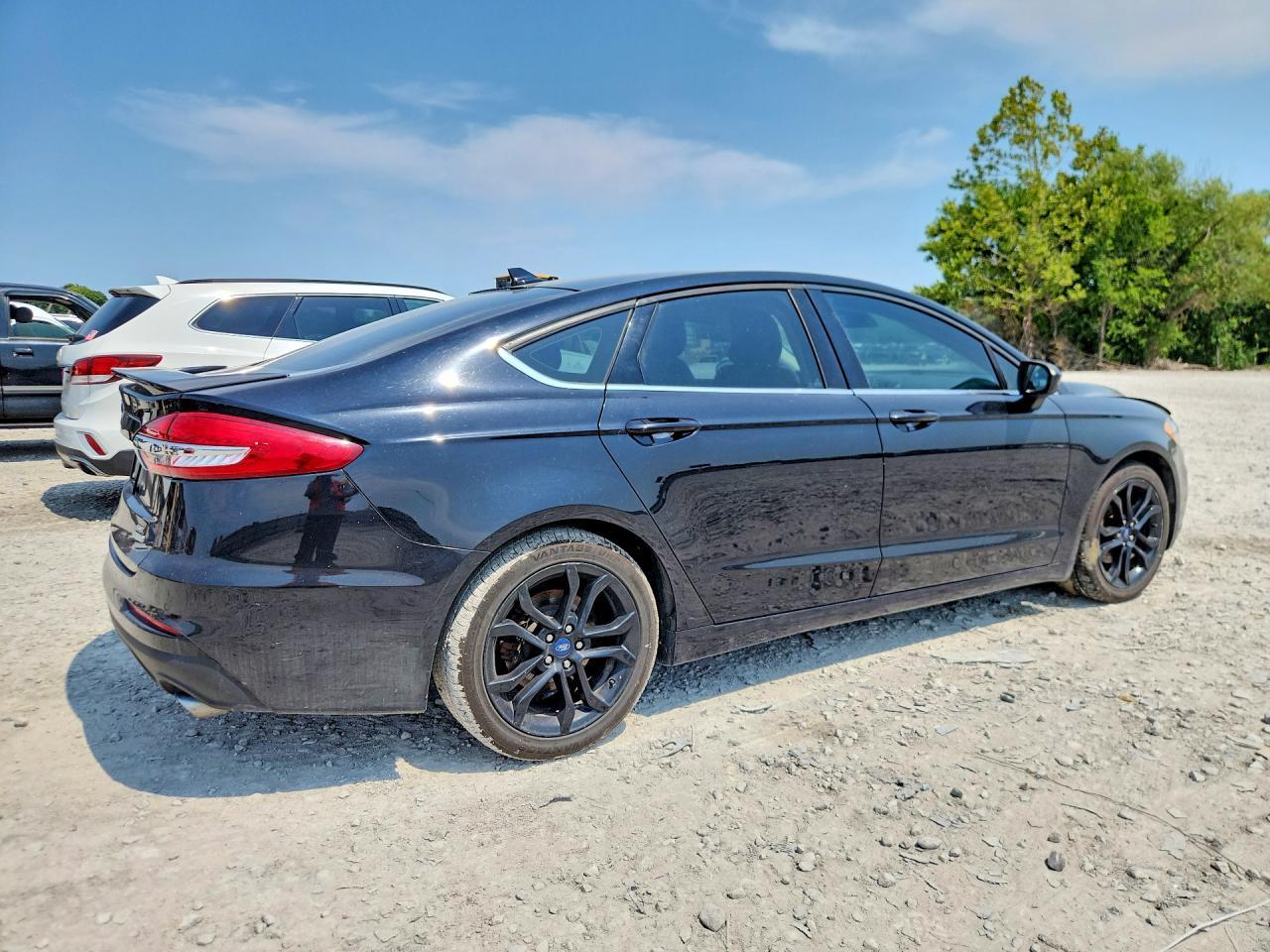 2019 Ford Fusion Se - zdjęcie 3