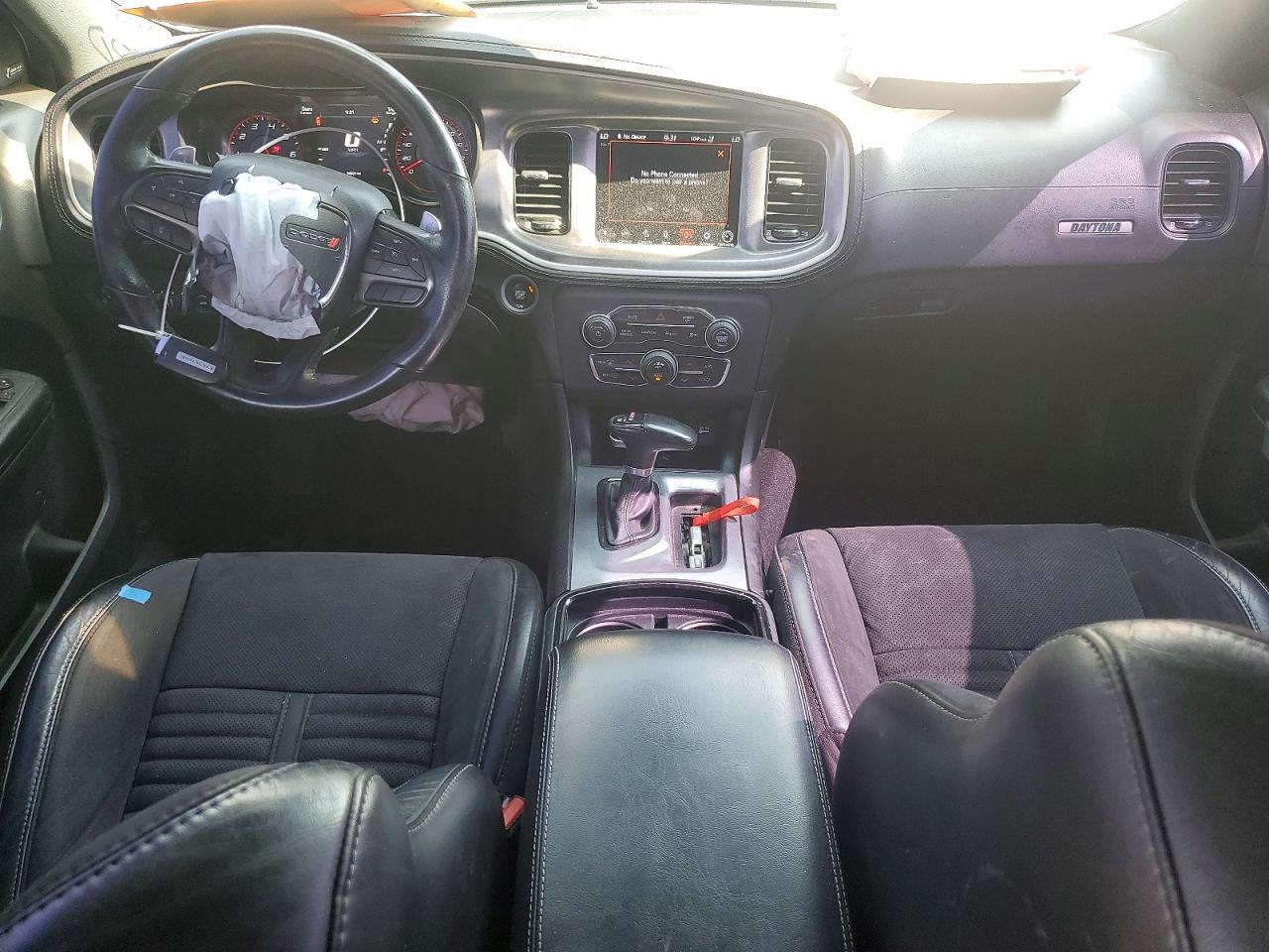 2020 Dodge Charger Scat Pack - zdjęcie 8