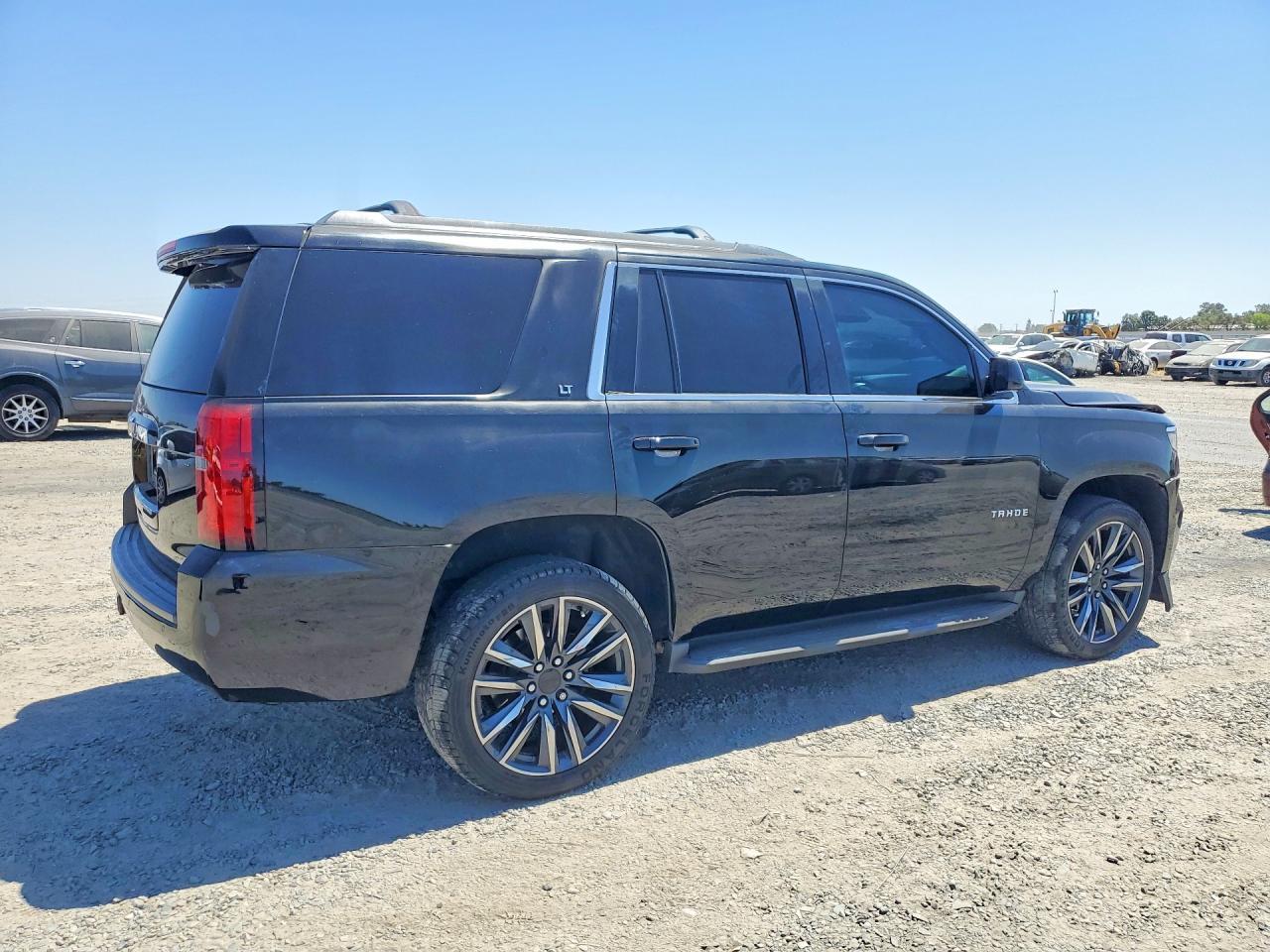 2015 Chevrolet Tahoe K1500 Lt - zdjęcie 3