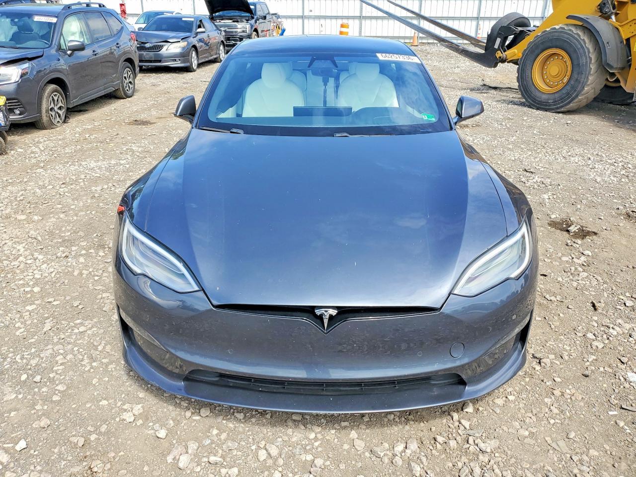 2022 Tesla Model S - zdjęcie 5