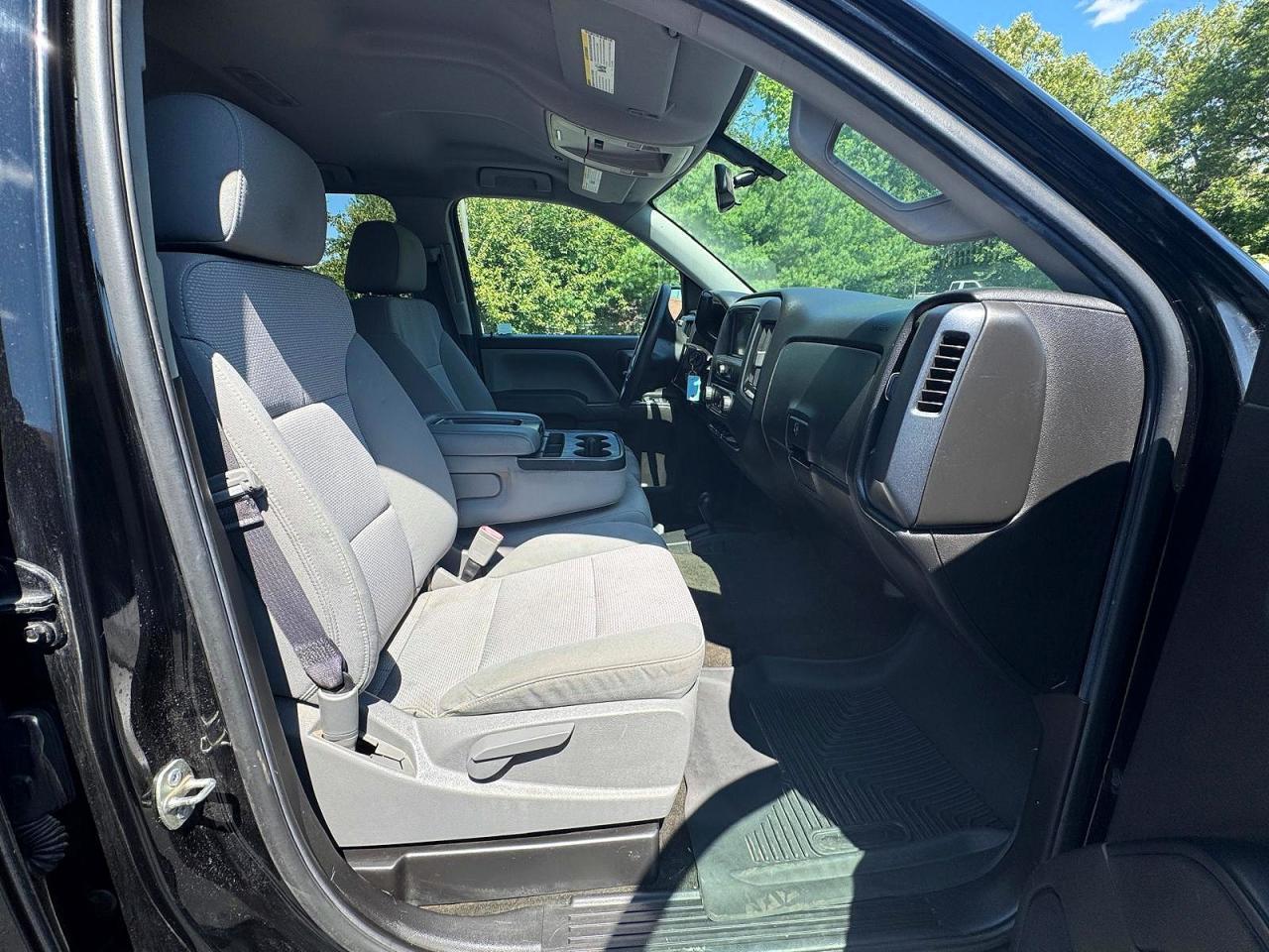 2017 GMC Sierra K1500 - zdjęcie 12