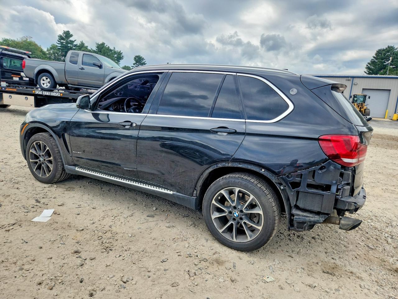 2015 BMW X5 xDrive50I - zdjęcie 2