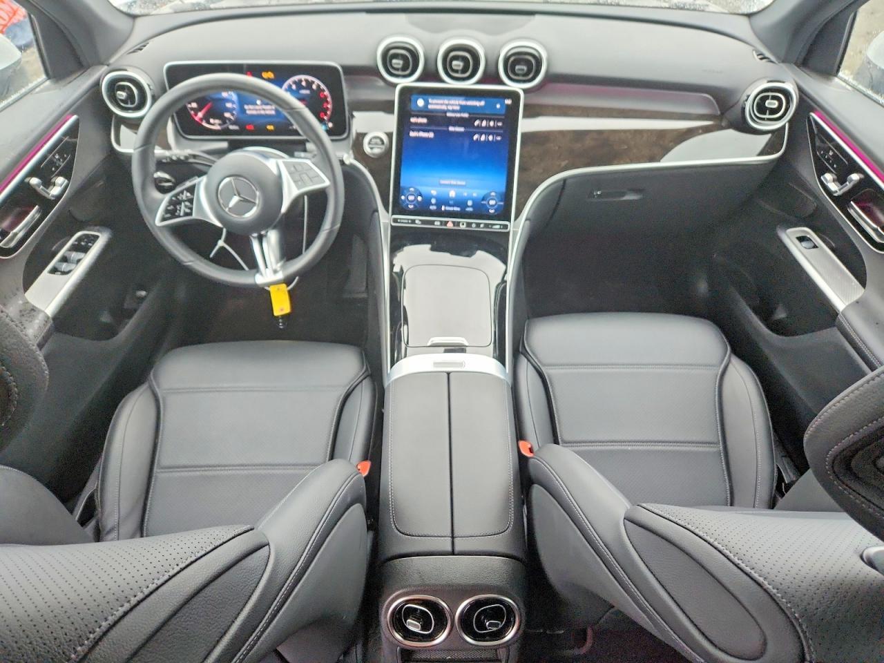 2026 Mercedes-Benz Glc 300 4Matic - zdjęcie 8