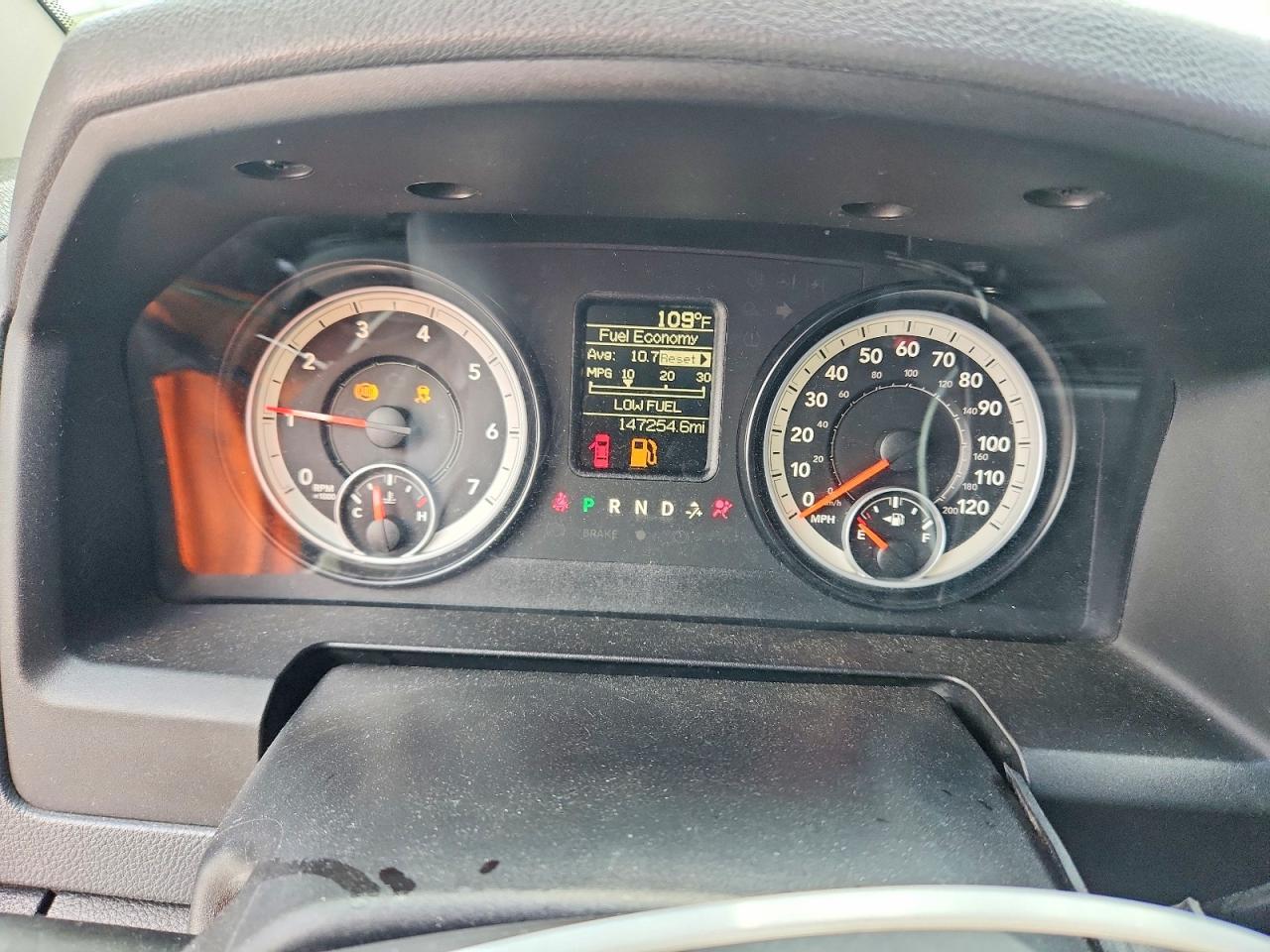 2013 Ram 1500 St - zdjęcie 9