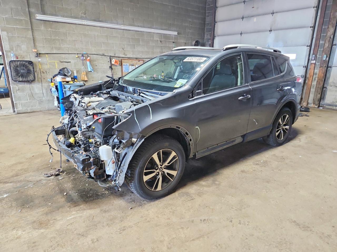 2016 Toyota Rav4 Xle - zdjęcie główne
