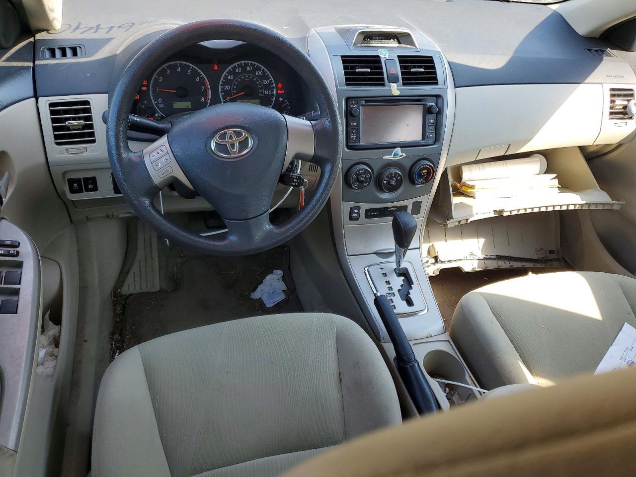 2013 Toyota Corolla Le - zdjęcie 8