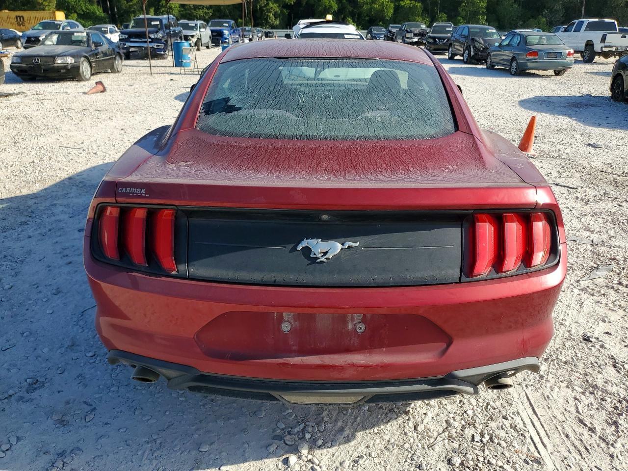 2018 Ford Mustang - zdjęcie 6