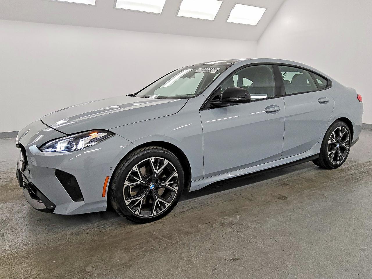2026 BMW 228 - zdjęcie główne