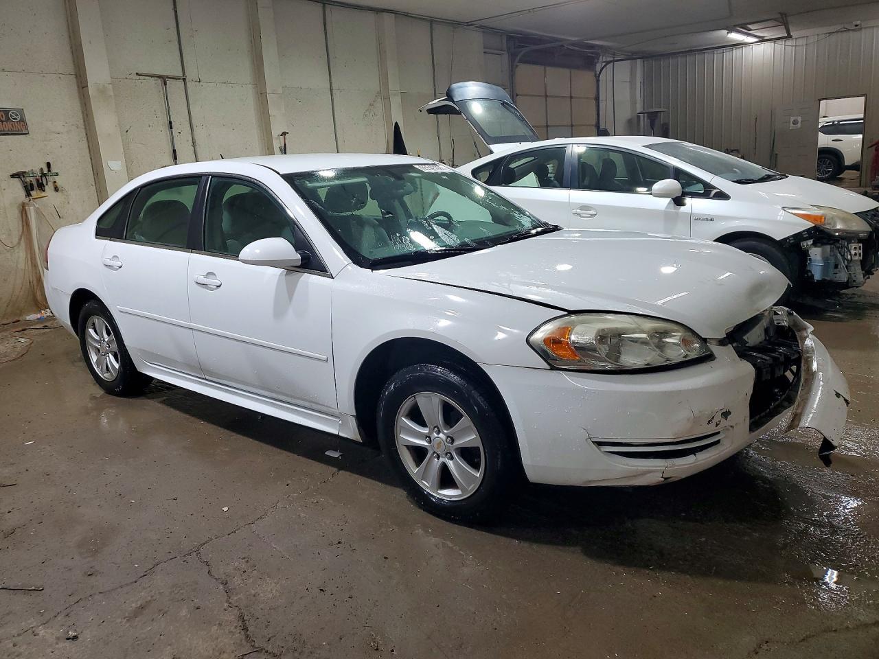 2014 Chevrolet Impala Limited Ls - zdjęcie 4