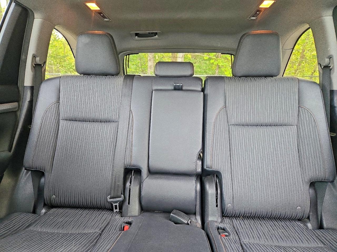 2014 Toyota Highlander Le - zdjęcie 10