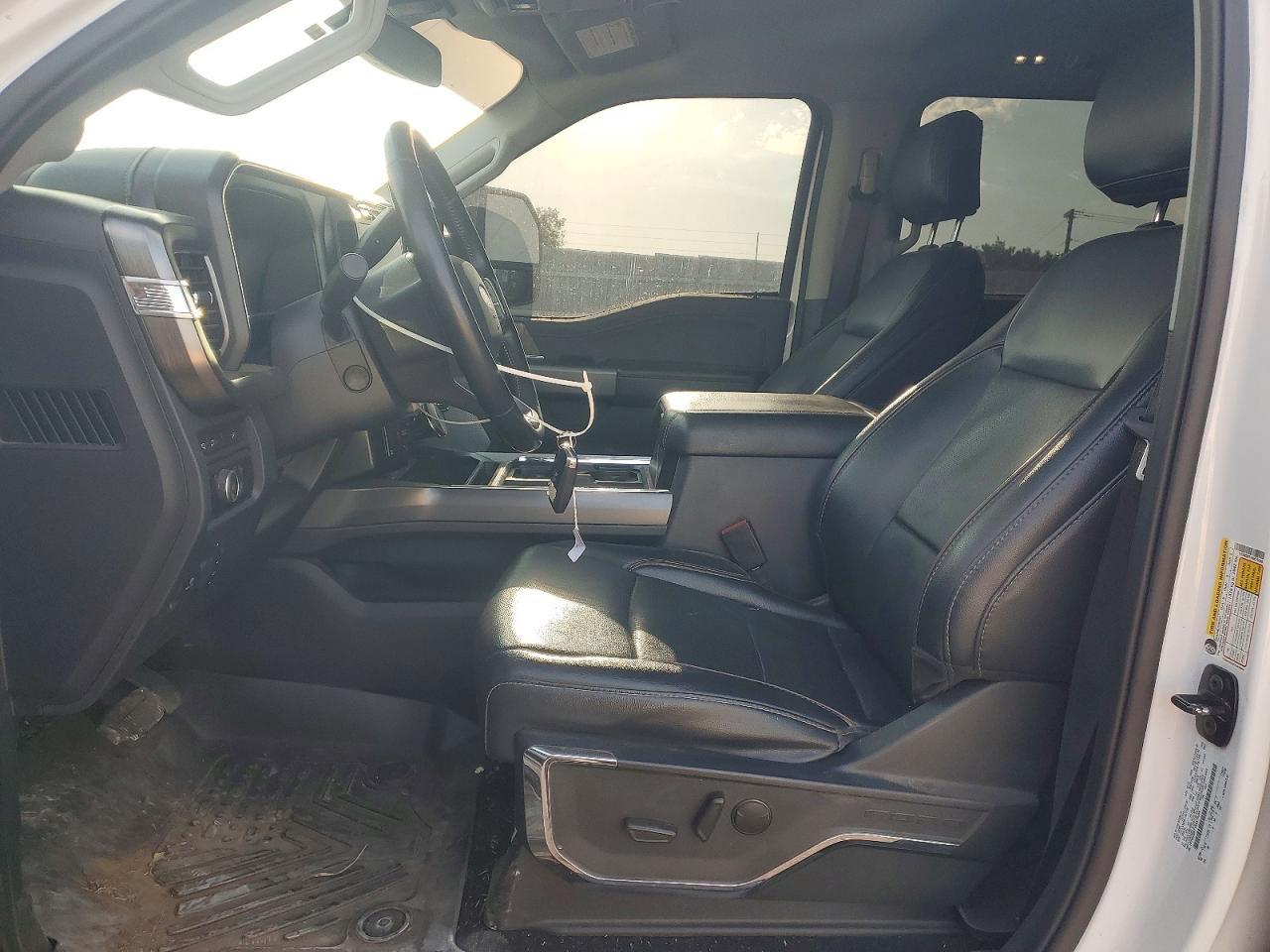 2024 Ford F250 Super Duty - zdjęcie 7