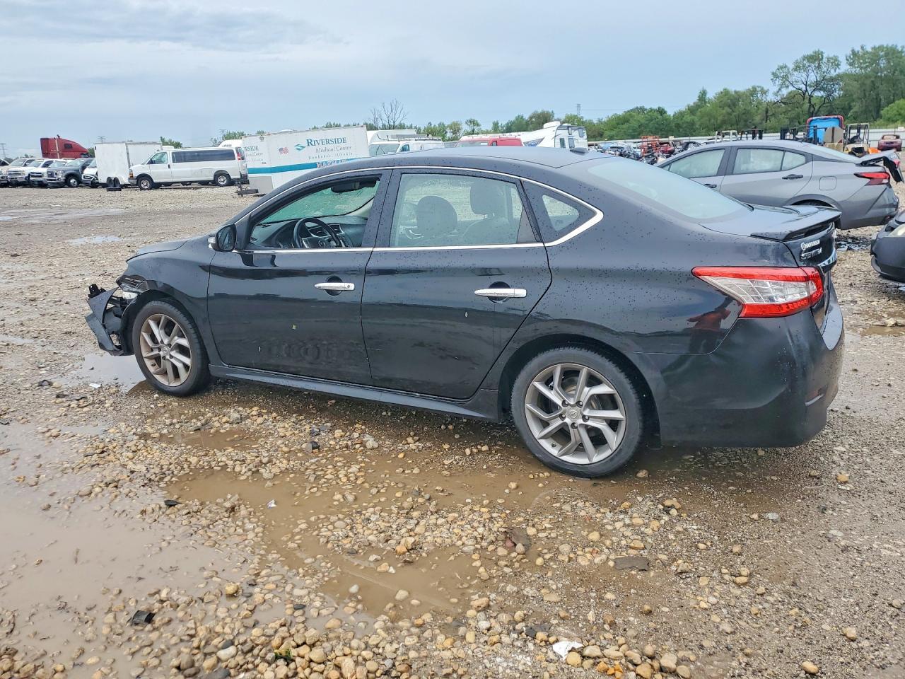 2015 Nissan Sentra Sr - zdjęcie 2