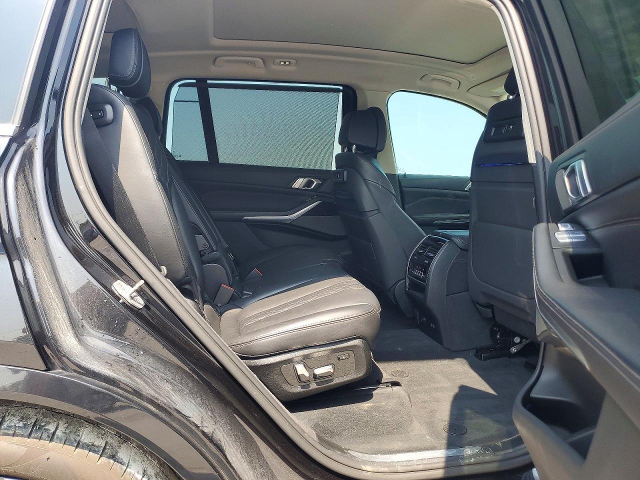 2019 BMW X7 xDrive50I - zdjęcie 11