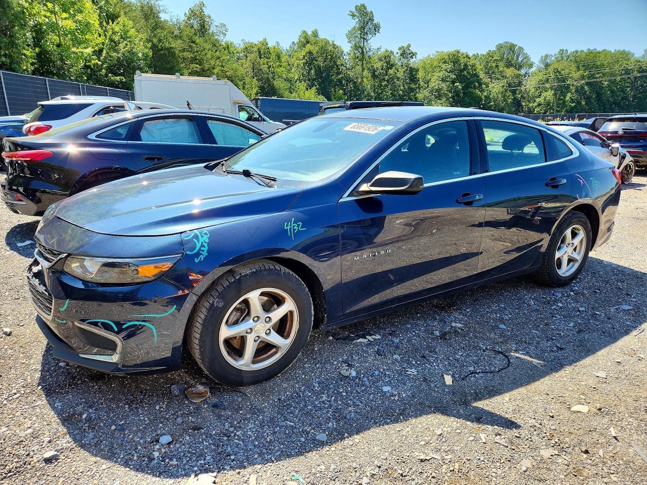 2017 Chevrolet Malibu Ls - zdjęcie główne