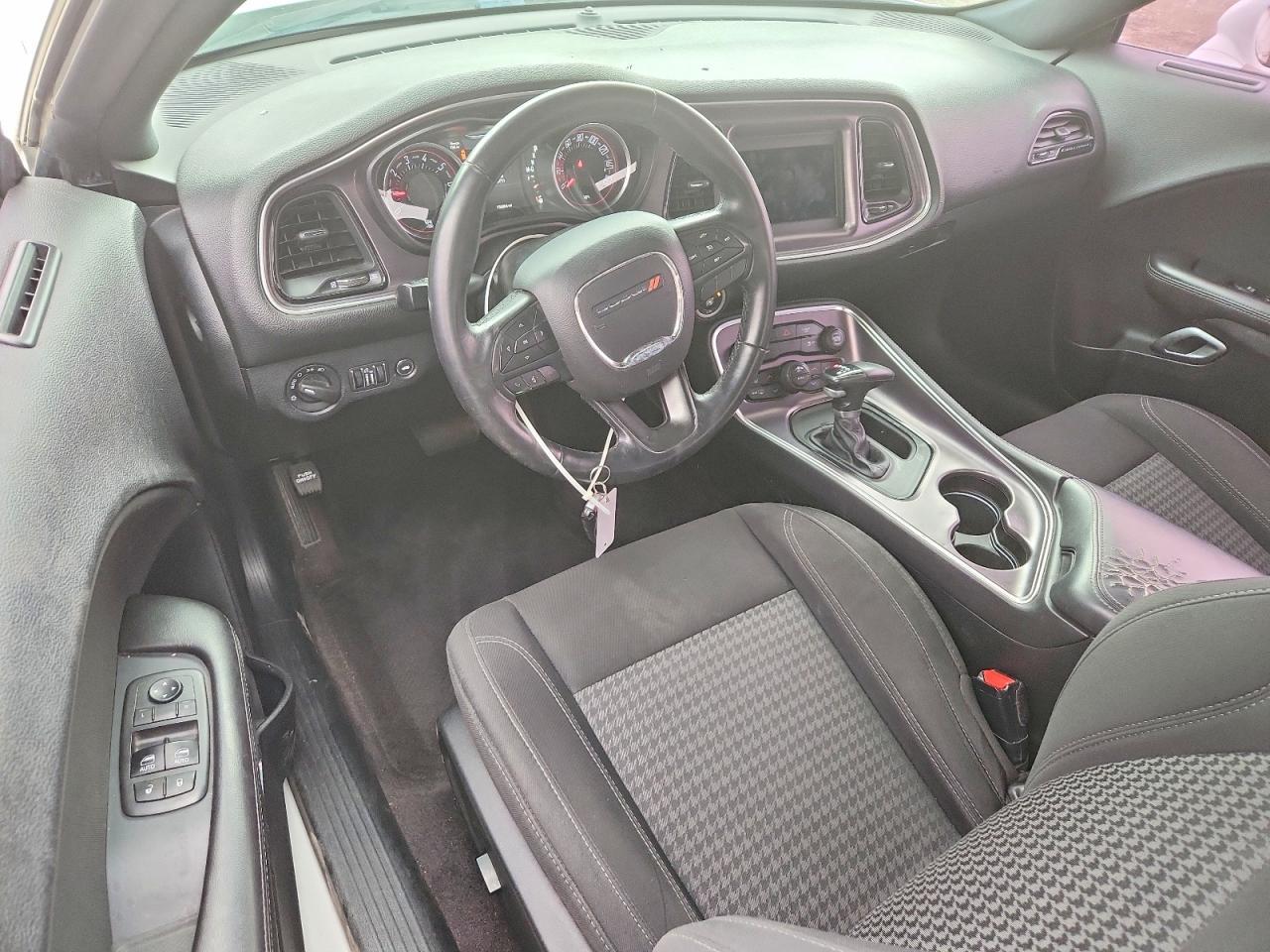 2018 Dodge Challenger Sxt - zdjęcie 8