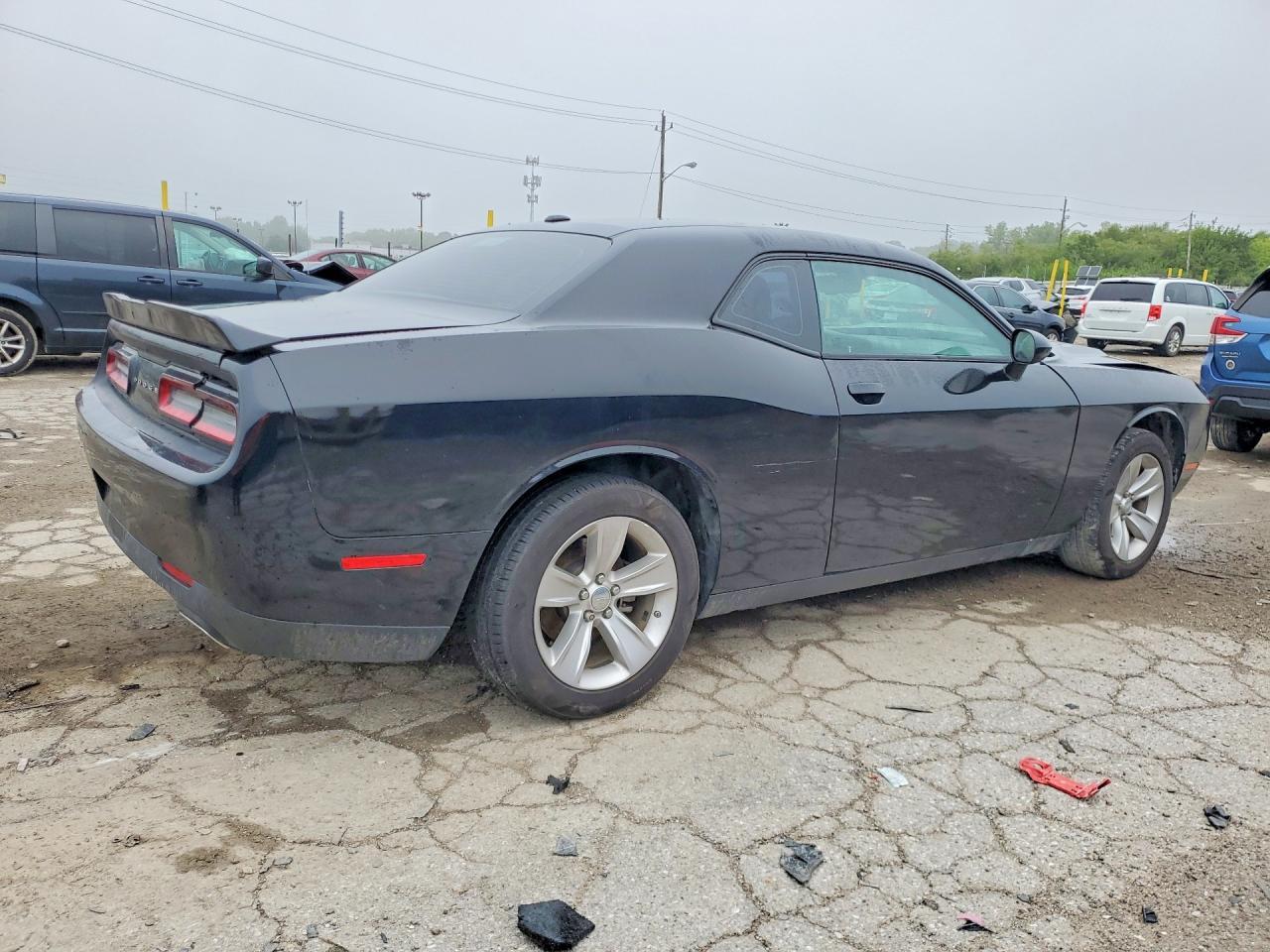 2023 Dodge Challenger Sxt - zdjęcie 3