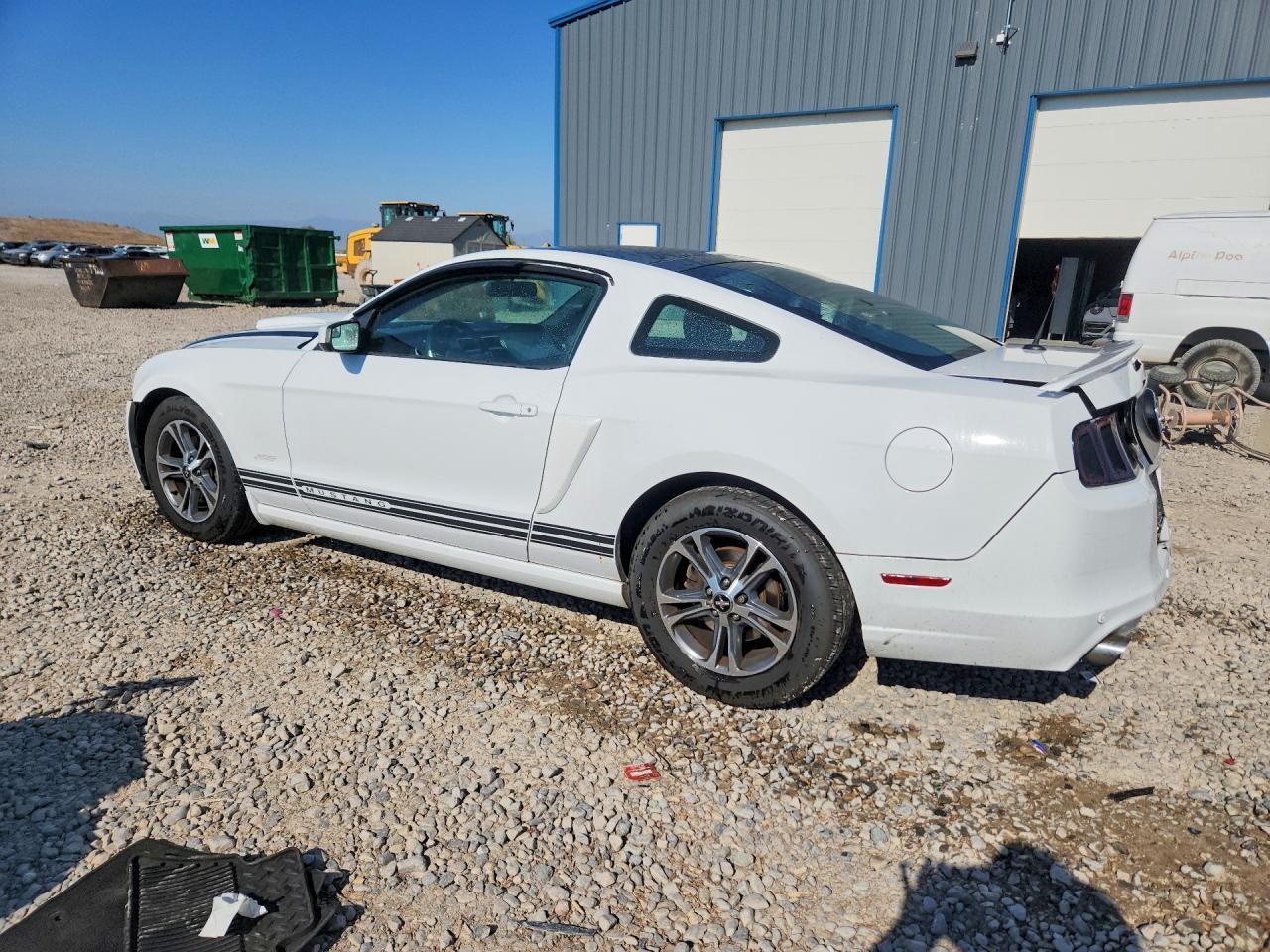 2014 Ford Mustang - zdjęcie 2