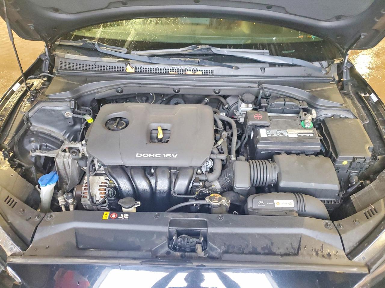 2019 Hyundai Veloster 2.0L Premium - zdjęcie 11