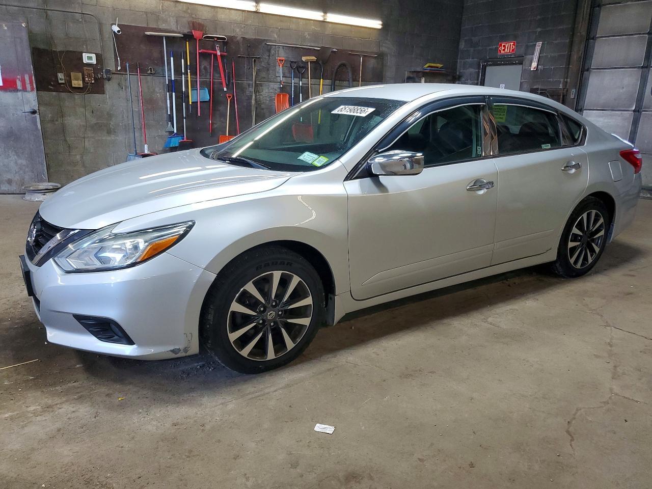 2016 Nissan Altima 2.5 Sv - zdjęcie główne