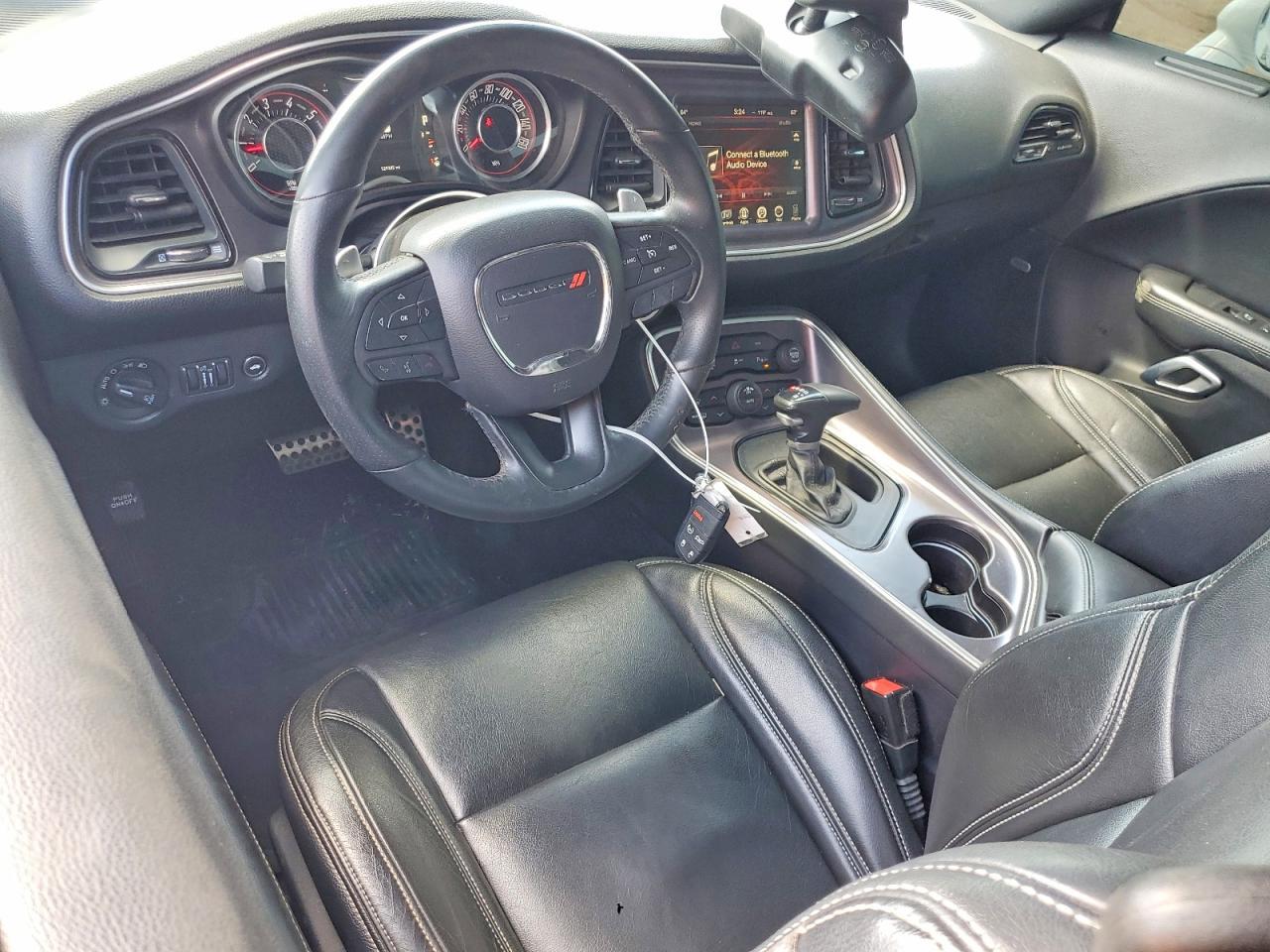 2016 Dodge Challenger R/T - zdjęcie 8