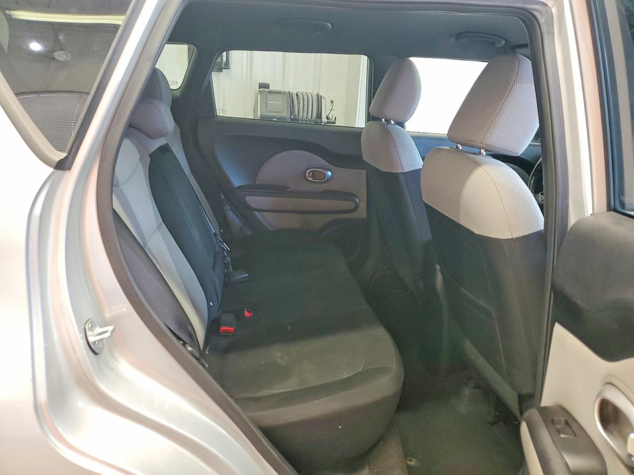 2014 Kia Soul Base - zdjęcie 11