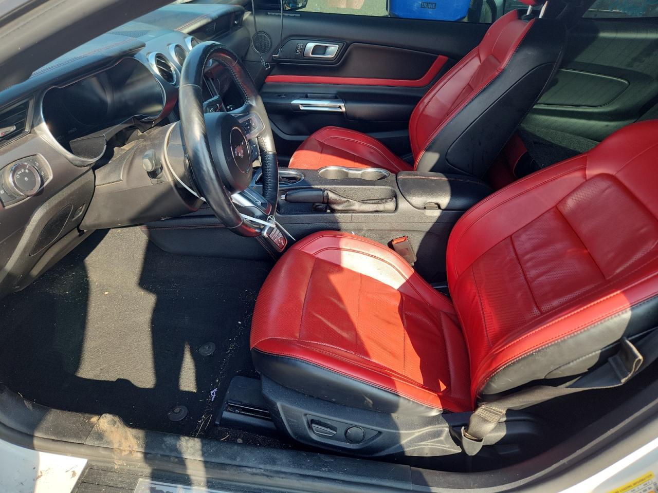 2020 Ford Mustang Gt - zdjęcie 7