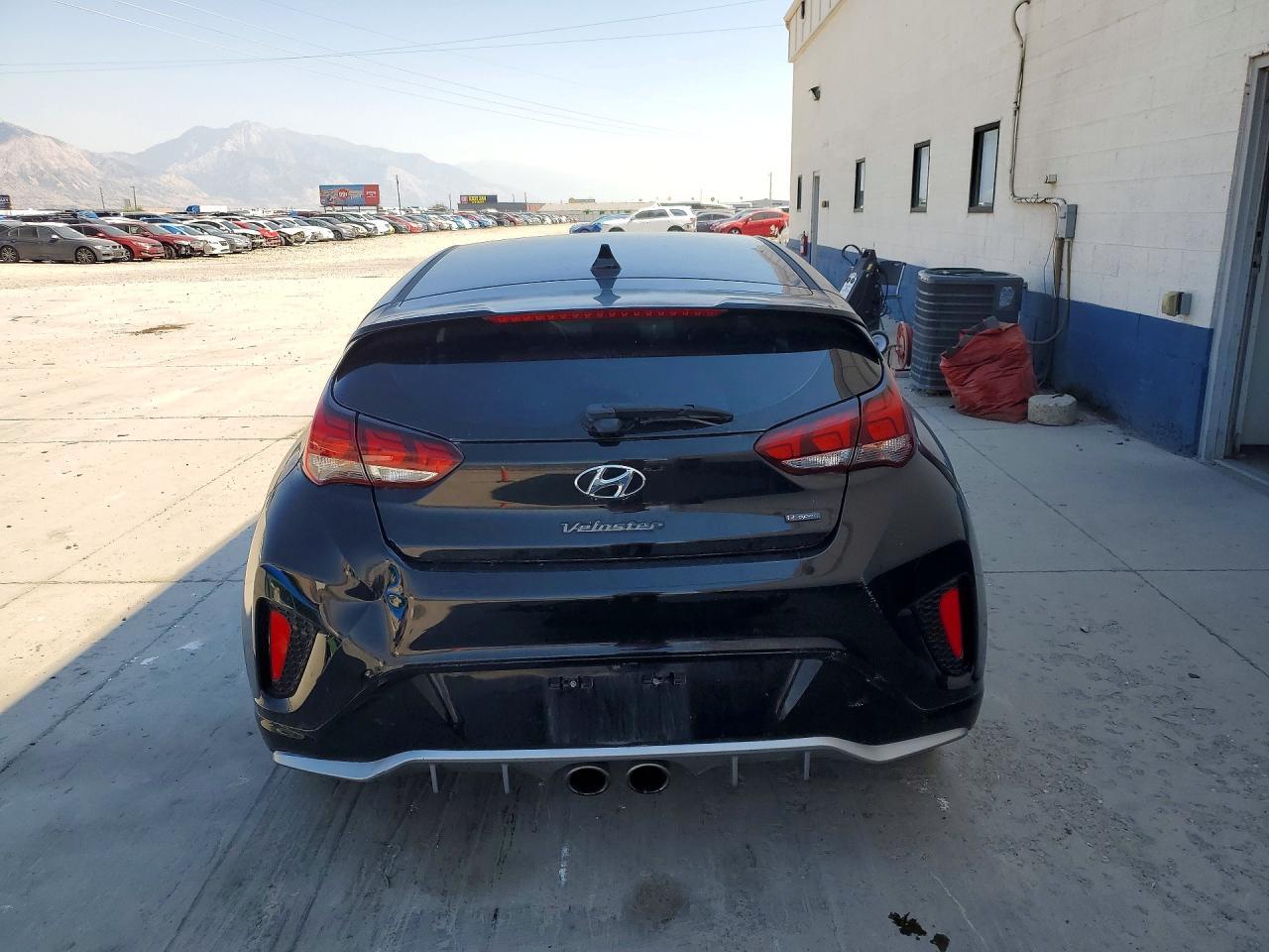 2020 Hyundai Veloster Turbo R-Spec - zdjęcie 6