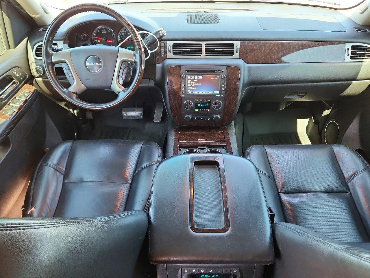 2013 GMC Yukon - zdjęcie 8