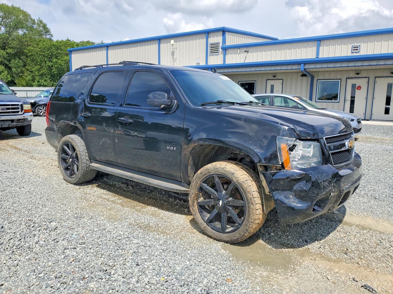 2013 Chevrolet Tahoe C1500 Lt - zdjęcie 4