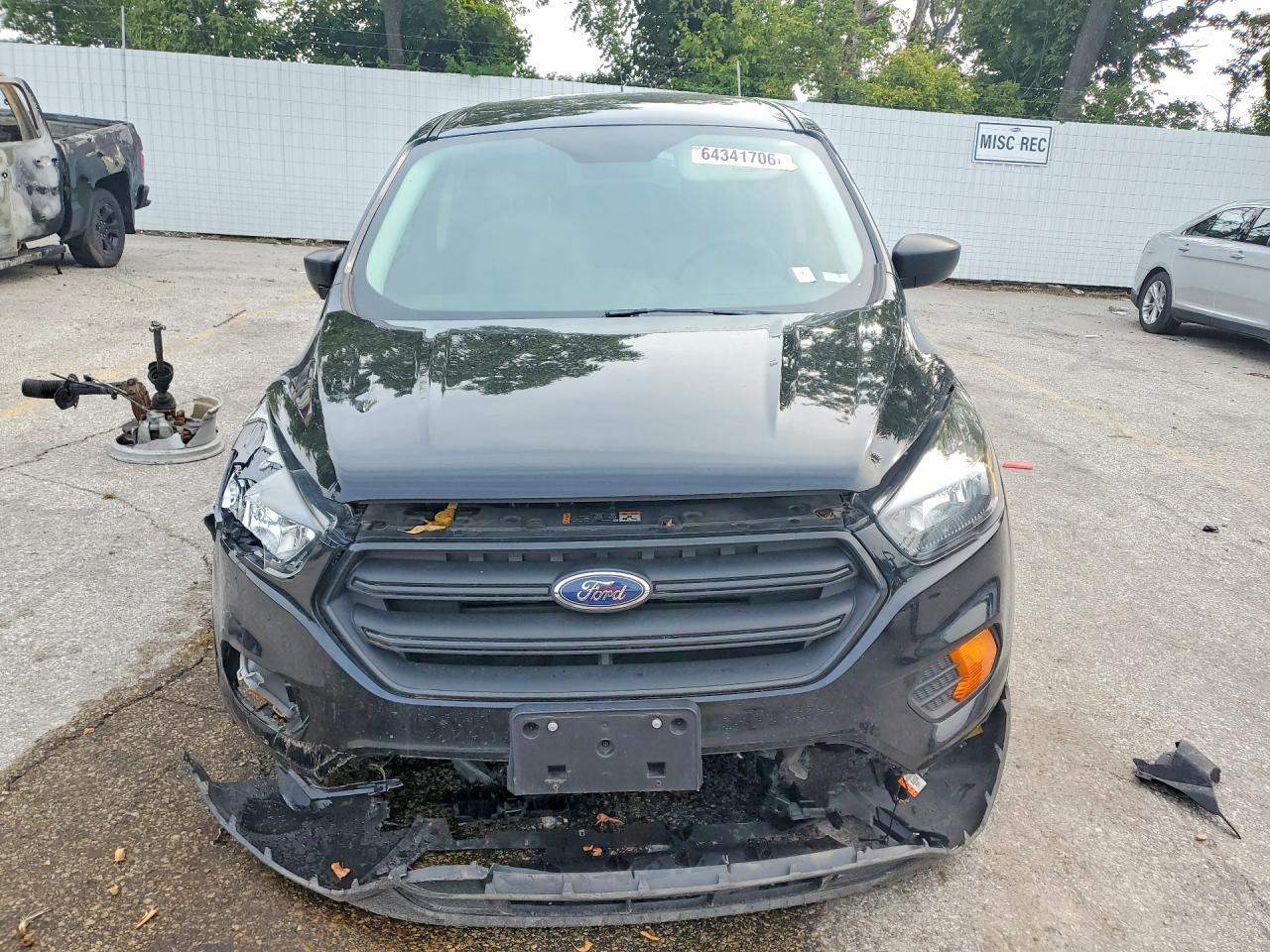 2018 Ford Escape S - zdjęcie 5
