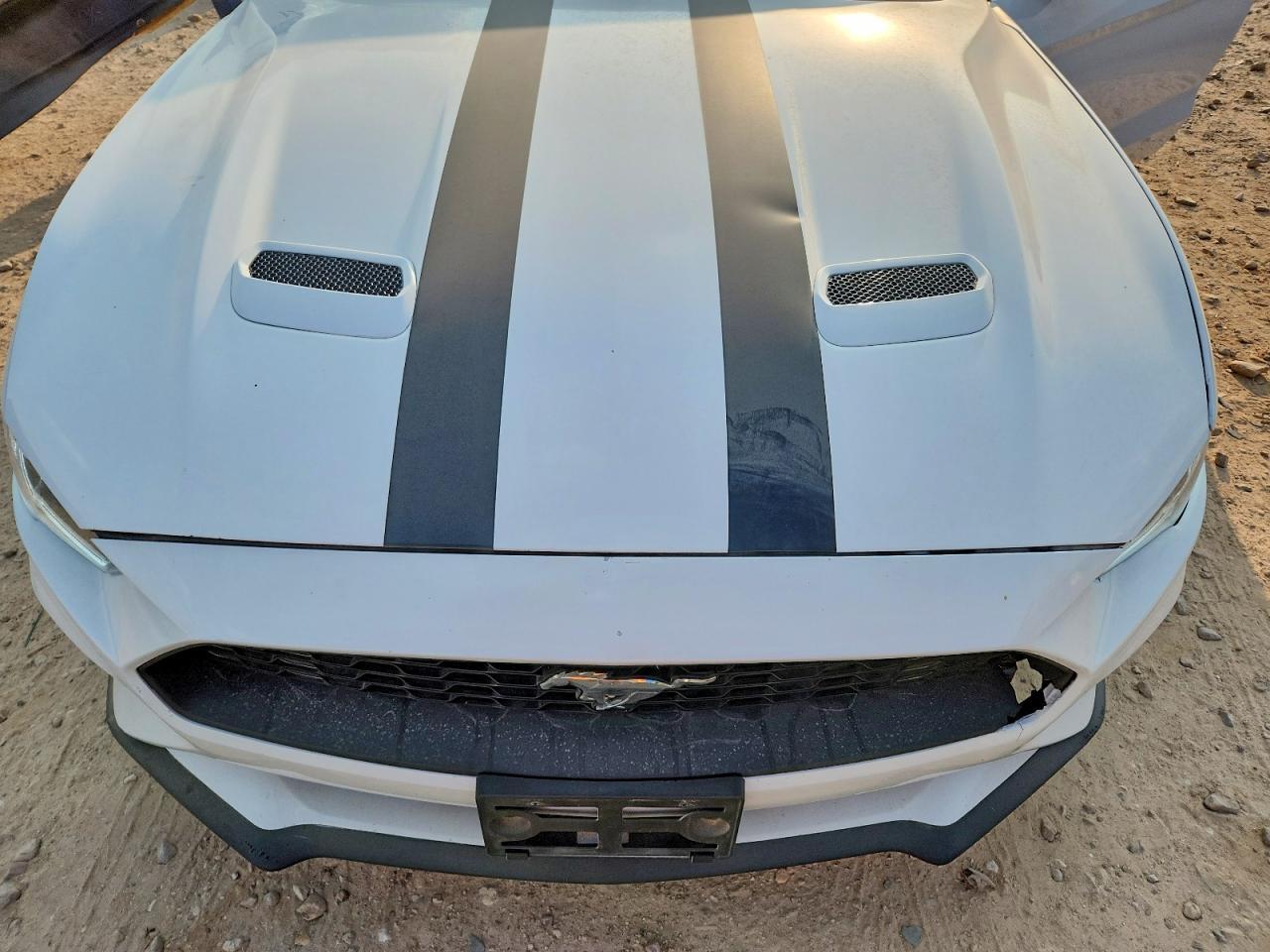 2020 Ford Mustang - zdjęcie 11