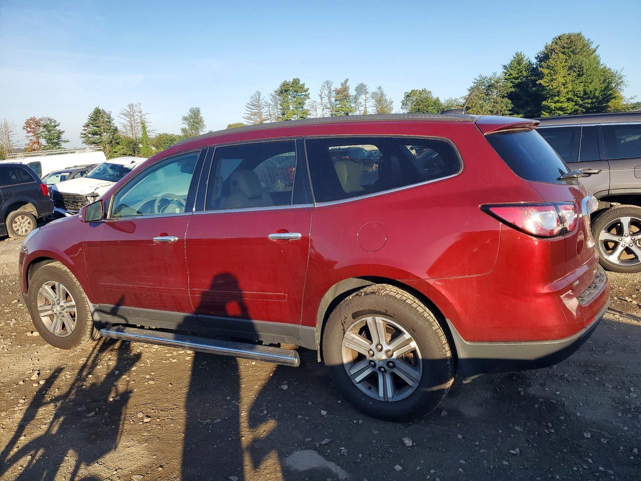 2016 Chevrolet Traverse Lt - zdjęcie 2